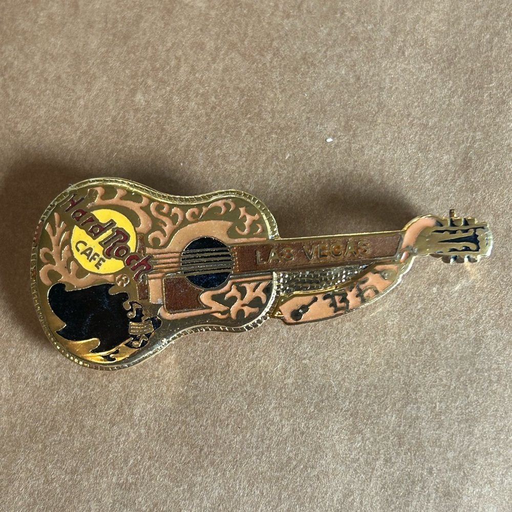 Vintage Hard Rock Cafe guitar pin Las Vegas